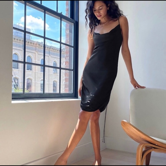 Sold - Picture 1 of 7